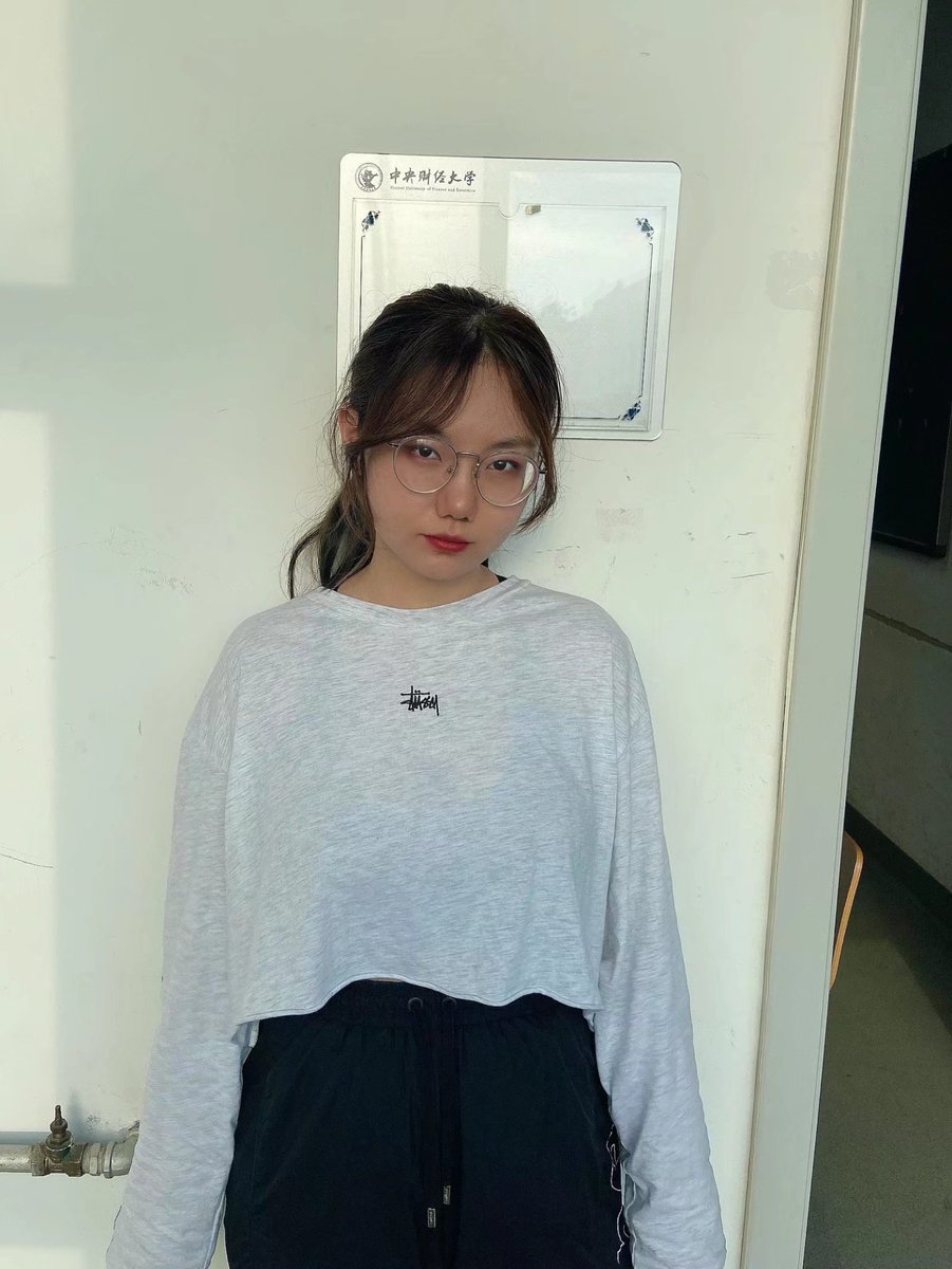 【网友投稿 No.553】后续 #眼镜娘 #眼镜妹 #投稿 #反差 #投稿曝光 #女友 #女友分享 #女友系列 #女同学 #女同事 https://t.co/6mDhfkmfHf