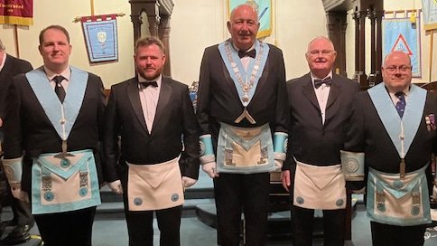 Members of Moonraker Lodge No.8747 meeting at Devizes performed a double Passing ceremony. Congratulations to Bros. Barry Young, and Nick Clarke. @pgm_pglwilts #Freemasons