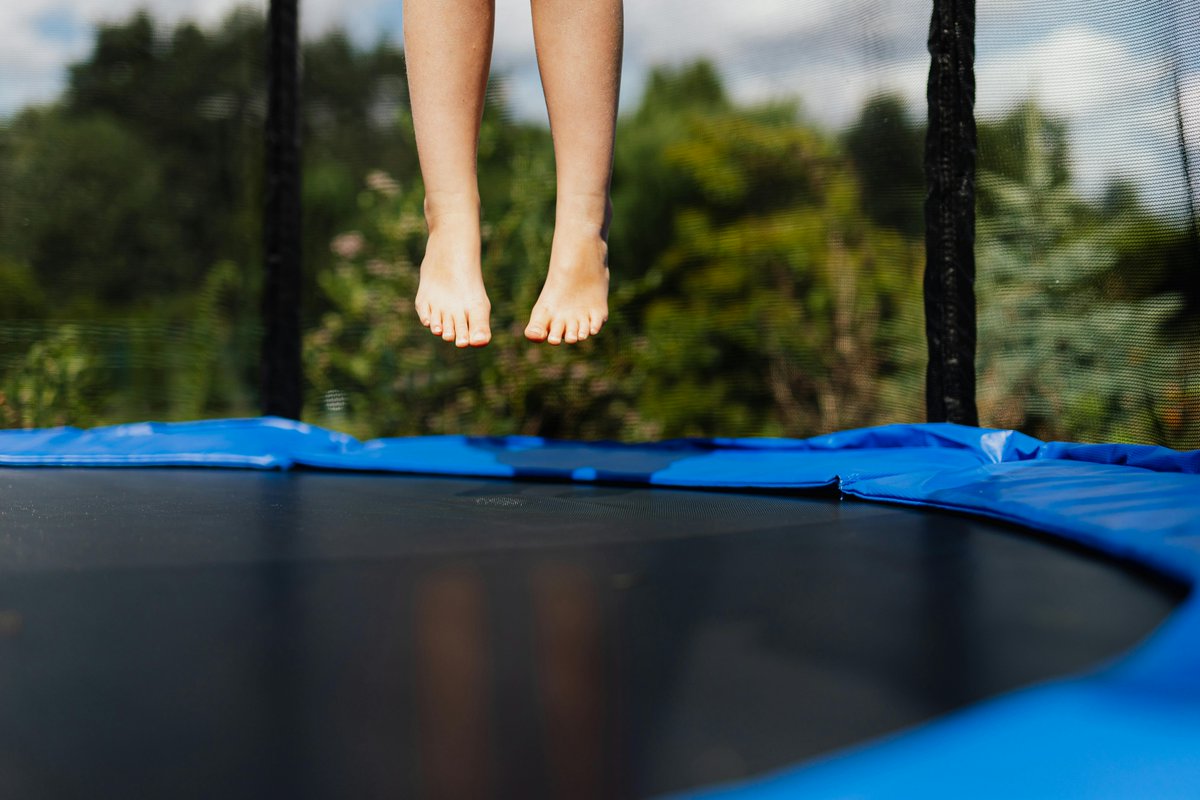 We've launched a new webpage to provide spring safety advice to families including tips about water, gardens, ponds, plants and trampolines.

Visit our website to read more. ow.ly/fzS250RnSNa