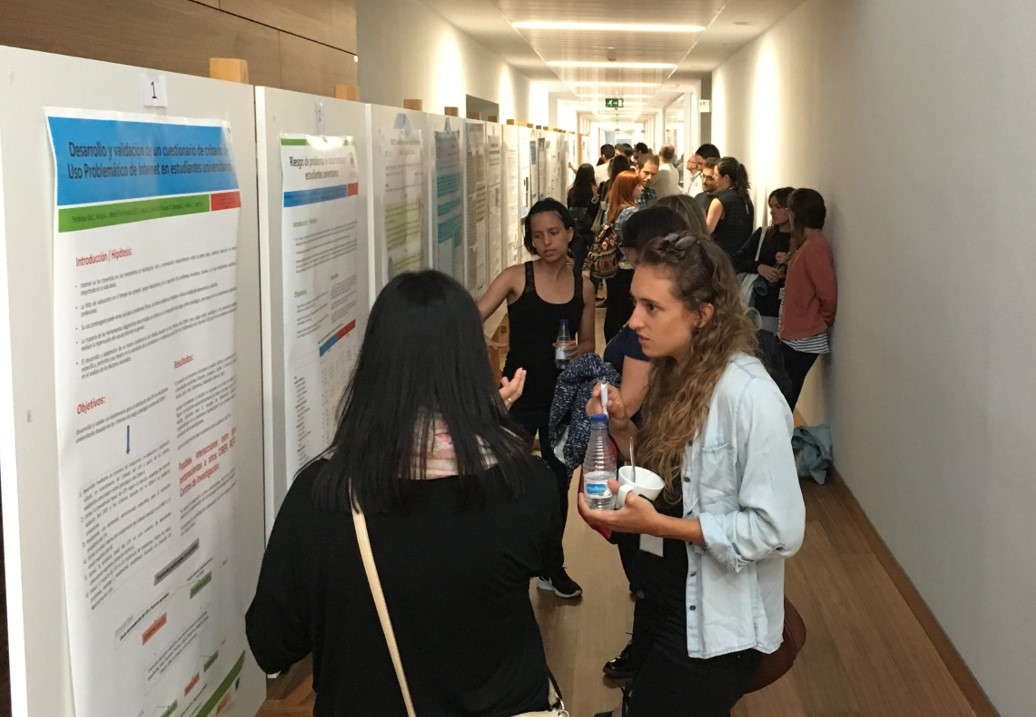 CIBER ISCIII (@ciber_isciii) on Twitter photo 📍¡Vigo será el epicentro de la investigación biomédica! 📍
📆Del 8 al 10 de mayo, el <a href="/CIBER_ISCIII/">CIBER ISCIII</a> reunirá a más de 350 jóvenes científicos. 🚀
👉Programa: jornadasjovenes.ciberisciii.es/programa
🔗 Noticia: ciberisciii.es/noticias/el-fu…
#10AñosCIBER #jovenCIBER 📍¡Vigo será el epicentro de la investigación biomédica! 📍
📆Del 8 al 10 de mayo, el <a href="/CIBER_ISCIII/">CIBER ISCIII</a> reunirá a más de 350 jóvenes científicos. 🚀
👉Programa: jornadasjovenes.ciberisciii.es/programa
🔗 Noticia: ciberisciii.es/noticias/el-fu…
#10AñosCIBER #jovenCIBER
