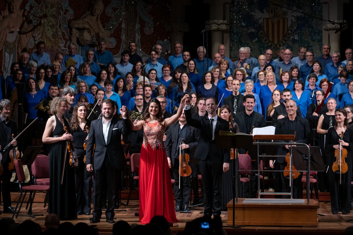 JoanManen's tweet photo. Els intèrprets van ser Serena Sáenz, @RogerPadulles, @elcorcanta, @CamerataXXI i @Nestor_Bayona en la direcció. Un important concert que posa en valor el nostre gran patrimoni musical  en ocasió de la commemoració de la mort d'Àngel Guimerà i Joan Salvat  Papasseit. https://t.co/kctMM4RVkt