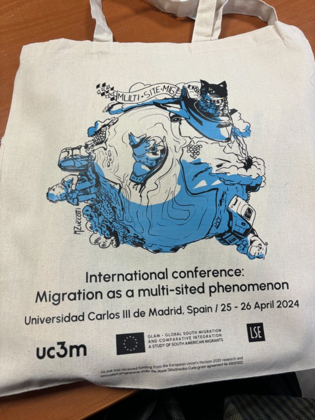 Kick-off of the #MultiSite International Migration Conference! Look at the beautiful design print of the bags😍