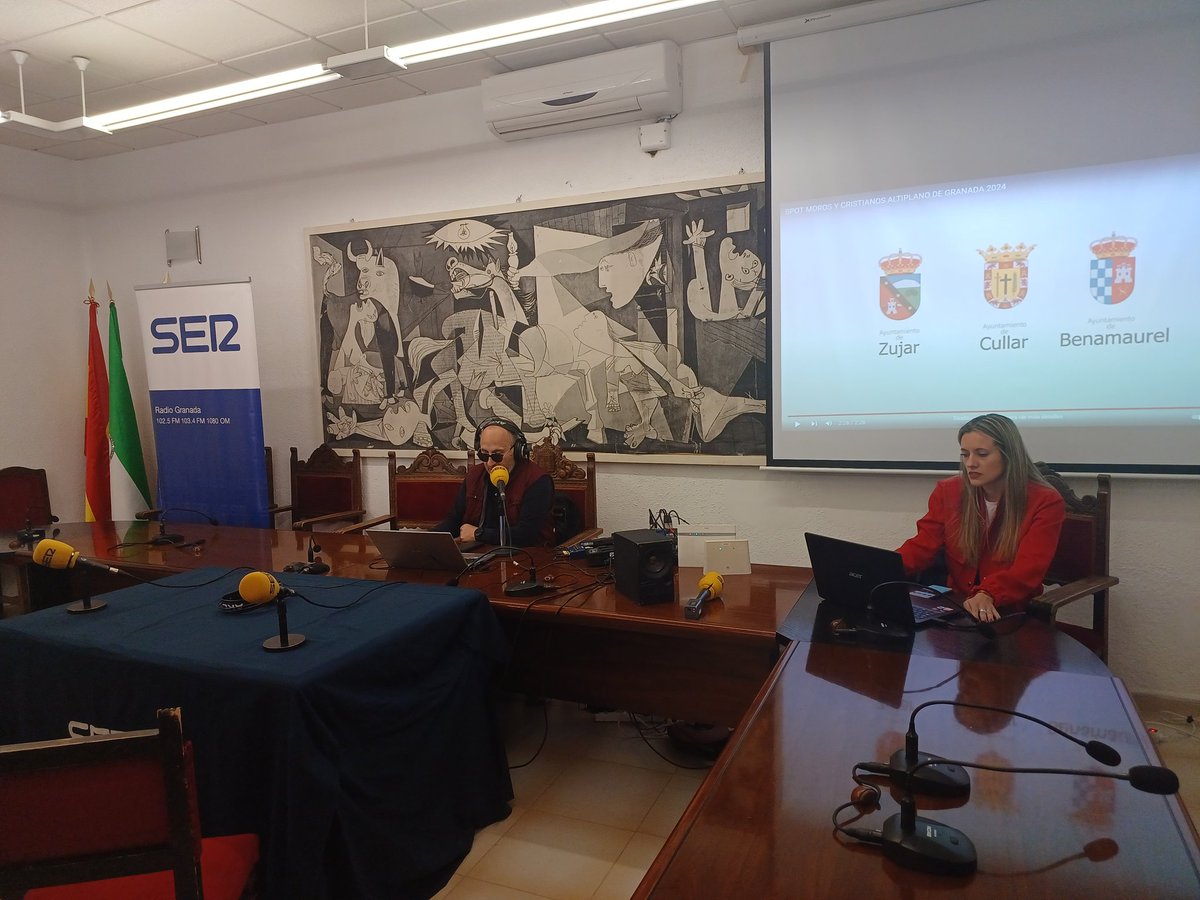 Desde #Zújar, todo preparado para comenzar el programa especial 'Hoy por Hoy #Granada' sobre las fiestas de Moros y Cristianos de Zújar, #Cúllar y #Benamaurel 

<a href="/radiogranada/">Radio Granada</a>