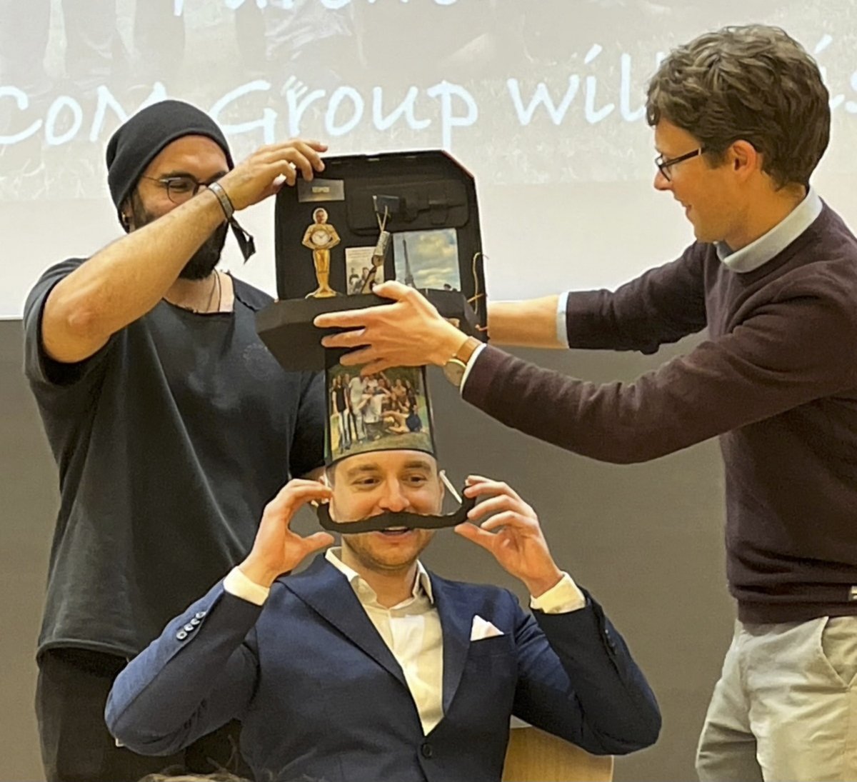 MPI_IS's tweet image. Big shoutout to Fabio Izzi from the Dynamic Locomotion Group for successfully defending his doctoral thesis! Well done! Congratulations! #MPIIS #IMPRSIS
#IntelligentSystems #Phdstudent #Phdthesis #ThesisDefense #MaxPlanck