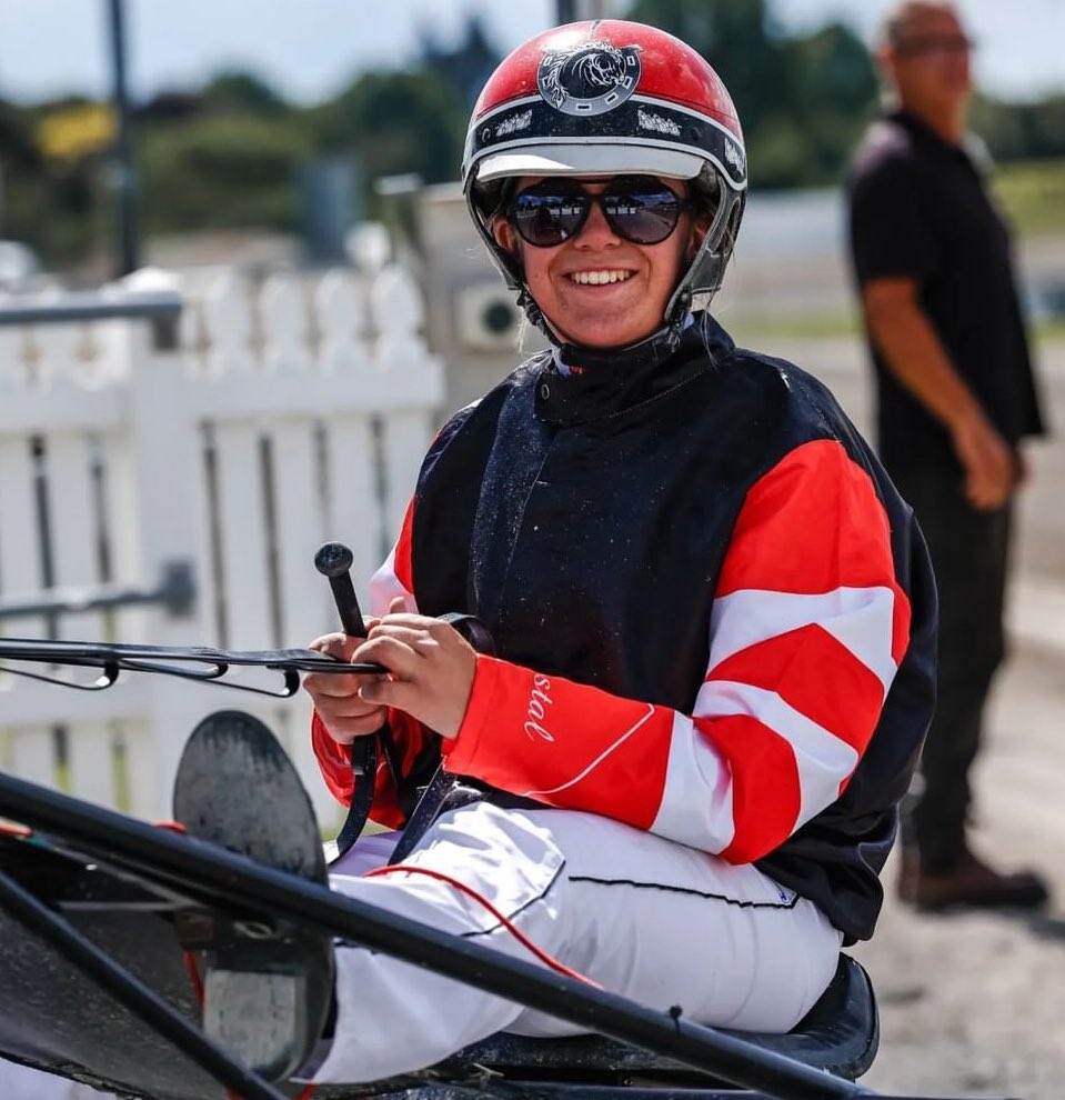 !! Victorian Trainers !! @Crystalhack2003 is coming over to stay with us for a few days to experience racing in Victoria! Crystal will be available for drives Saturday ➡️Thursday before she heads back home Friday morning to race in Auckland! NB she has a 5 point claim!