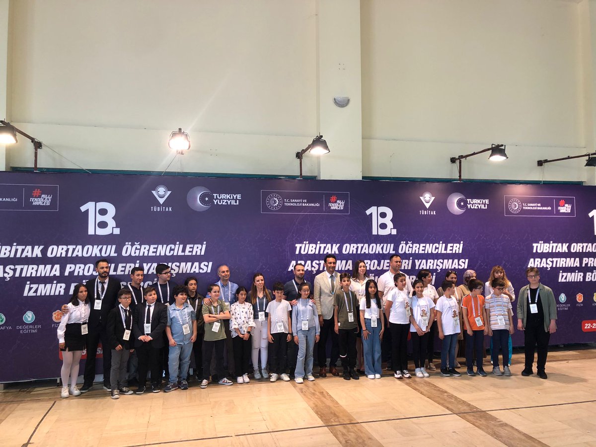 BeyagacM's tweet photo. 18.Tübitak ortaokul öğrencileri araştırma projeleri yarışmasında Teknoloji Tasarım alanına Atatürk Ortaokulumuz Bölge https://t.co/dGbmoBAgb3 olmuştur. Öğretmenimiz @BolumEmrah  ve öğrencilerini tebrik ederiz.
@tcmeb
@emre_caliskan
@YTEMEL3 
@Beyagac_Denizli https://t.co/zy5emKRdC7