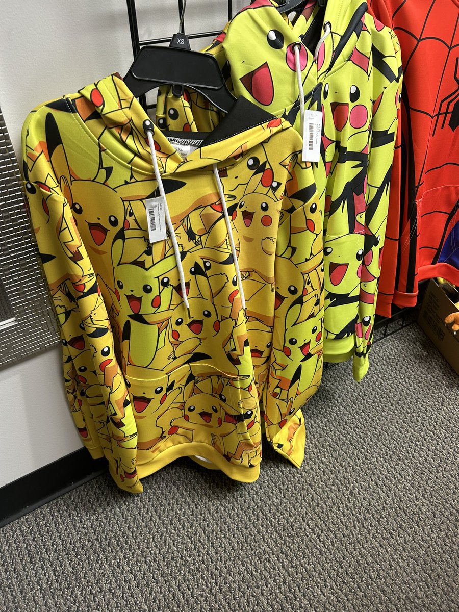 trainercash24's tweet image. buying this one on my next check 🤭