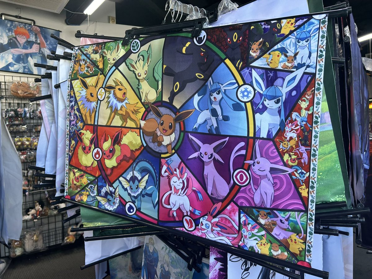 trainercash24's tweet image. #Evee who wants this in their room?? 🔥🤗🔥🤗🔥