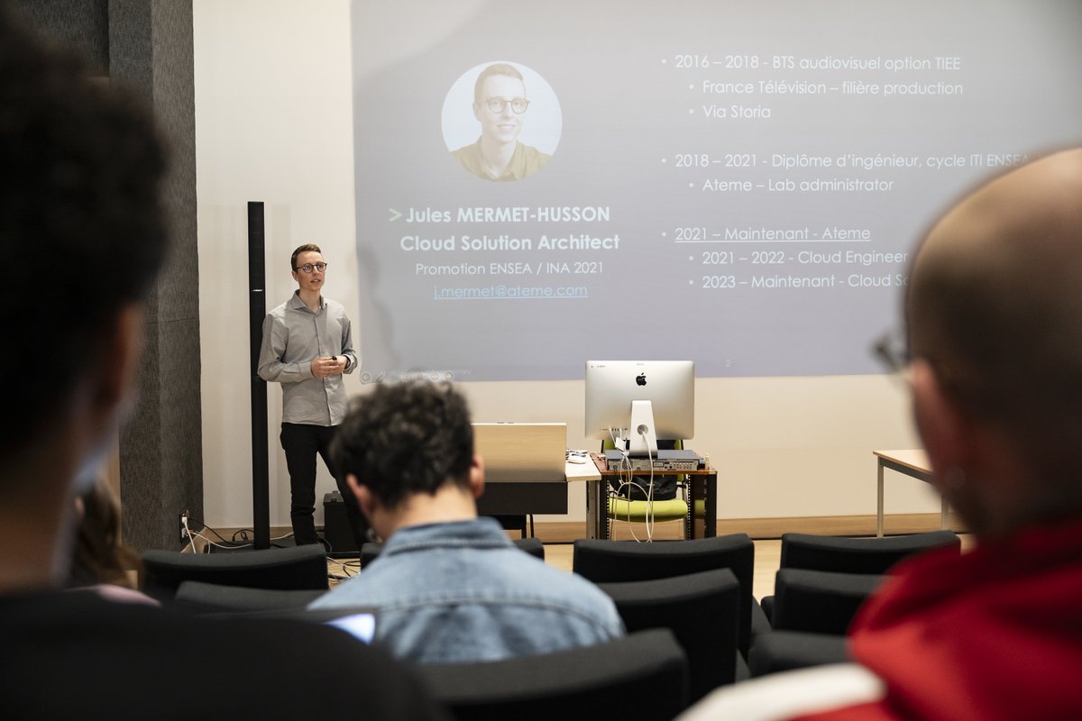 ateme_x's tweet image. Jules Mermet-Husson, our #CloudSolution Architect &amp;amp; #INAsup alumnus, led a #masterclass on #cloudcomputing at INA sup, sharing #Ateme&apos;s expertise with the next generation of tech leaders! 🎓🌟 📷 credits: Didier Allard #DigitalMedia #Education #Partnership #WorkingTogether