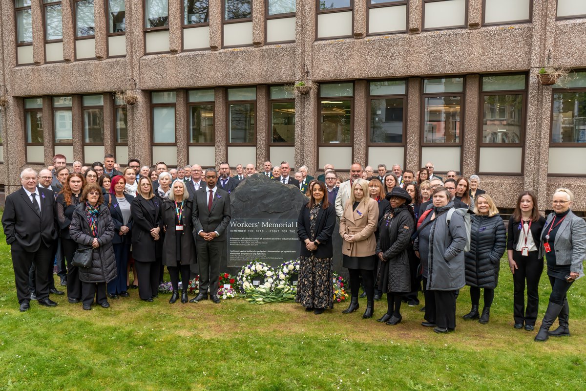 Today is International Workers Memorial Day.

Every year, people die at work because their employers decided their safety wasn't a priority.  

Today we remember the dead, fight for the living, and continue to fight for safer workplaces for all ✊

#IWMD24 #Unions