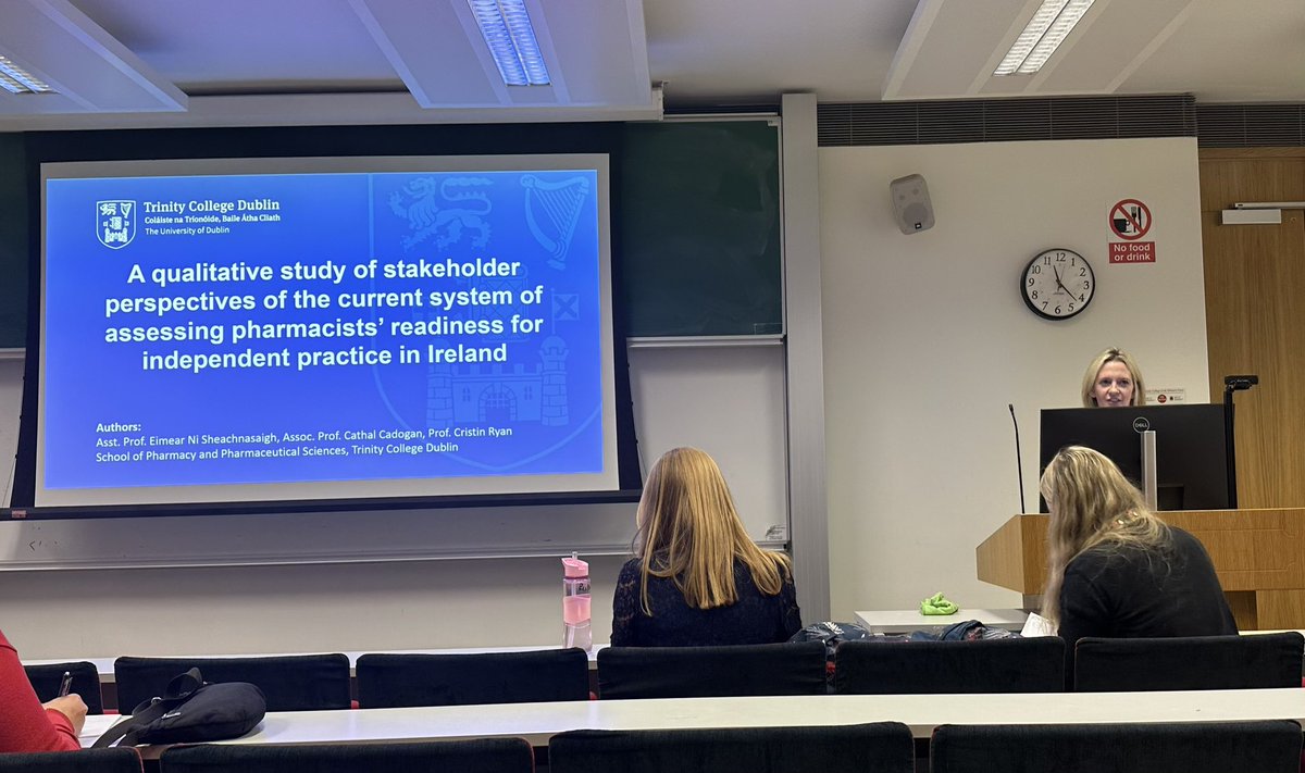 Getting the Pharmacy Education session off to a great start, Prof Cristín Ryan presenting the insightful work of Eimear Ní Sheachnasaigh on assessment of pharmacist readiness to practise! @TCDPharmacy @CristinRya @HSRPPConference #HSRPP2024