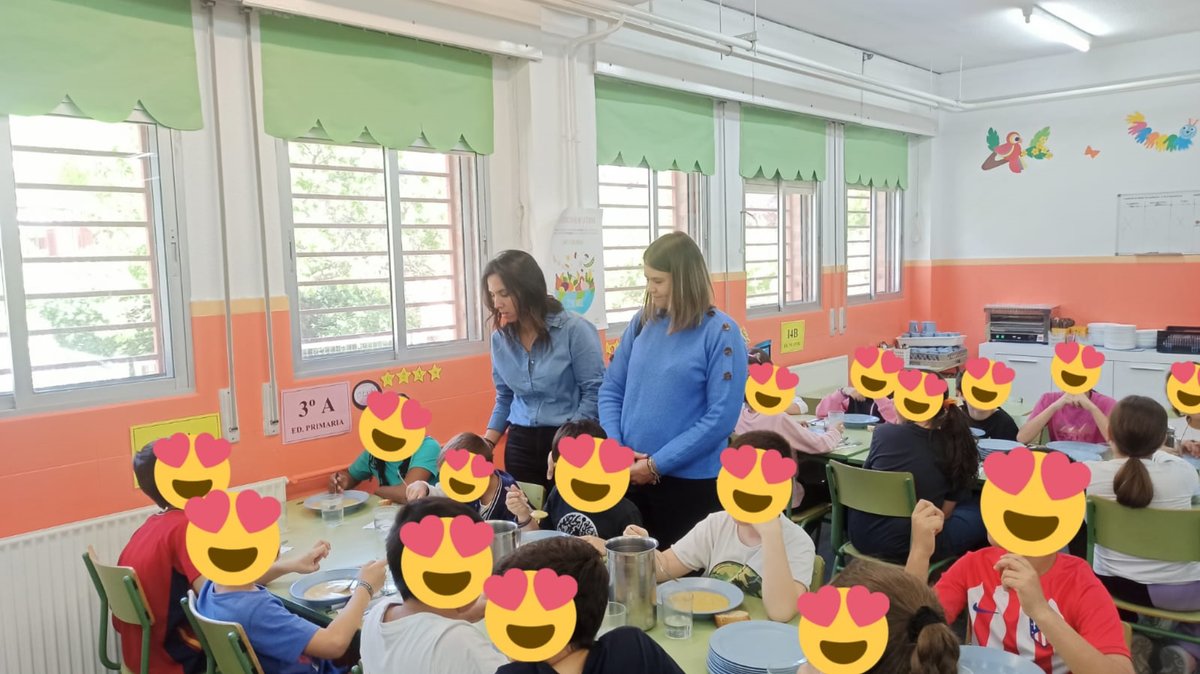 ParqueAgrario's tweet photo. El Parque Agrario se come en los colegios de #fuenlabrada. Productos locales en el "𝗗𝗶́𝗮 𝗜𝗻𝘁𝗲𝗿𝗻𝗮𝗰𝗶𝗼𝗻𝗮𝗹 𝗱𝗲 𝗹𝗮 𝗧𝗶𝗲𝗿𝗿𝗮 
#agriculturaartesanal #ConsumoLocal #alimentosdetemporada #Sostenibilidad #km0 #AgriculturaEficiente #parqueagrario https://t.co/t63GZq734O
