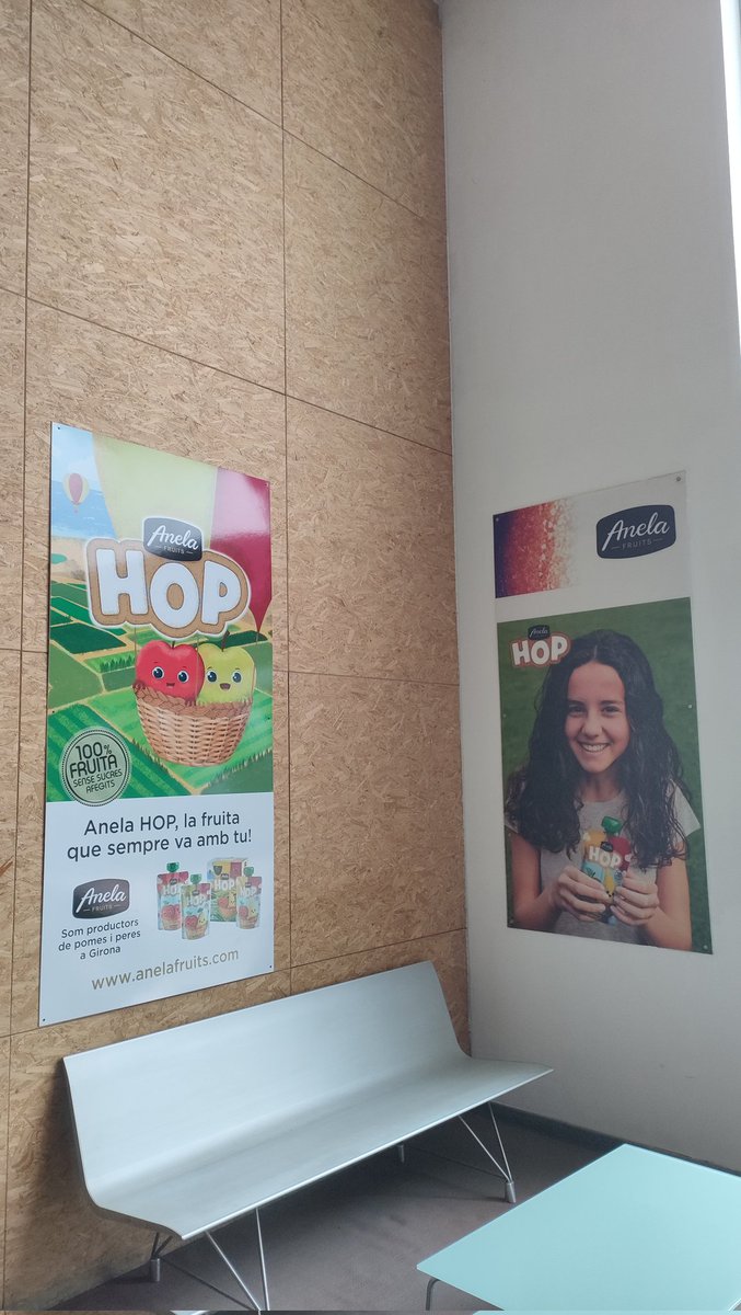 MonicaToldra's tweet photo. ➡️ Visita tècnica a l'empresa @anelafruits de l'assignatura Indústries Hortofructícoles🍏🍐 amb estudiants de 4t curs dels Graus en #InnovacióiSeguretatAlimentària #GINSA i #EnginyeriaAgroalimentària #GEA @UdGPolitecnica @univgirona @EEL_EPS #AprenEPS
#FoodTech #Innovació https://t.co/FowCkYAXRG