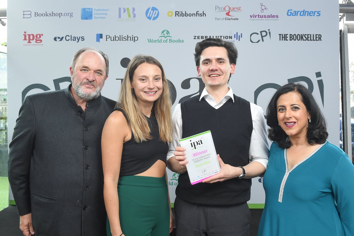 Huge congratulations to Daniel Miele @EdinburghUP, winner of the 2024 Ola Gotkowska Young Independent Publisher Award - and thanks to @NosyCrow for their support of it bit.ly/ipa24winners #ipa24
