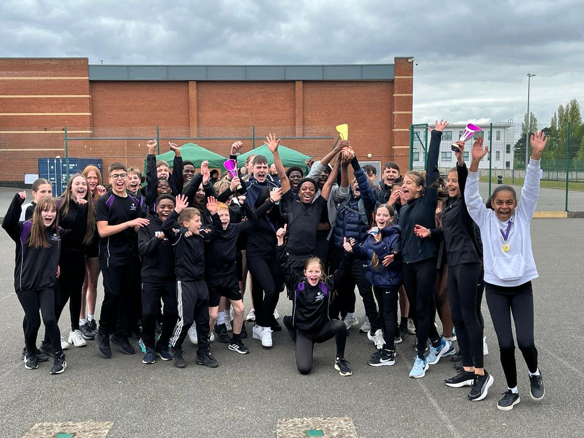 Breaking STA sports news from Wednesday! 🏐🏃‍♀️ Our years 7-9 students dominated cross country, netball, & dodgeball, emerging as champions against our @GreenwoodAcad partner schools! 🥇 Congrats for embodying our values! 💪 #SportsAcademy #Excellence #StangroundAcademy