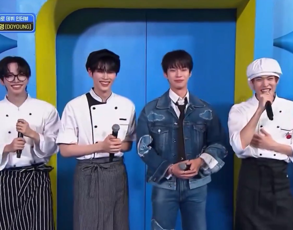 얘들아 씨잫도영이 인터뷰 처음과끝 얼굴색차이봐ㅆ부ㅜㅜㅜㅜㅜㅜㅠㅠㅜㅜㅜㅠ퓨ㅠㅠㅠㅠㅠㅠㅠㅠㅠㅠㅠㅠㅠㅠㅠㅠㅠㅠㅠㅠ
토마토되다못해 얼굴에서 김나는중 ㅠㅠㅠㅜㅜㅜㅜㅜㅜㅜㅜ