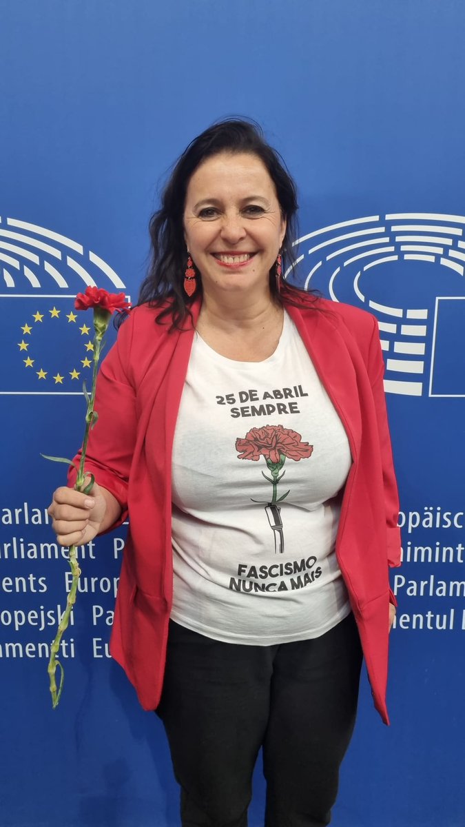Neste 25 de abril, último día de plenario do #ParlamentoEuropeo, Fascismo Nunca Máis ✊🏽