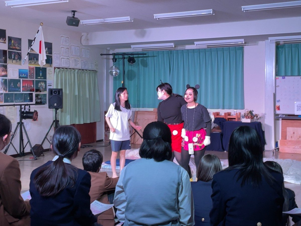 岡山学芸館高校演劇部新入生歓迎公演
「いろがわり」「成美とネズ美」
無事終演しました！
来てくださった方ありがとうございます。
新入部員お待ちしております！