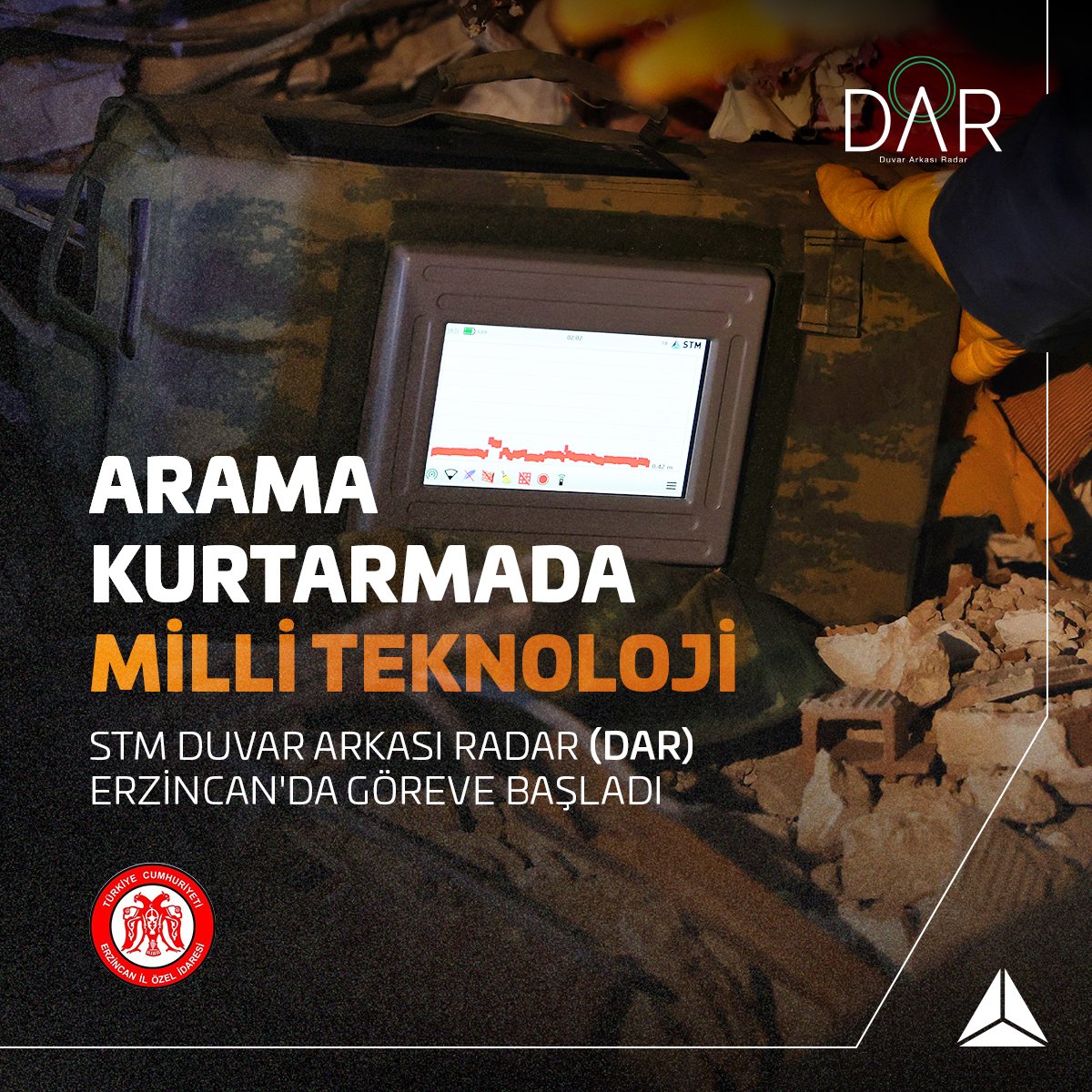 Hayat kurtaran milli teknolojimiz “STM Duvar Arkası Radar (DAR)” ülke çapında yaygınlaşmaya devam ediyor. 🇹🇷 Erzincan İl Özel İdaresi, arama kurtarma çalışmalarında kullanmak üzere STM Duvar Arkası Radar sistemini envanterine kattı. @ervalilik @canozelidare24 🔗 Ayrıntılar