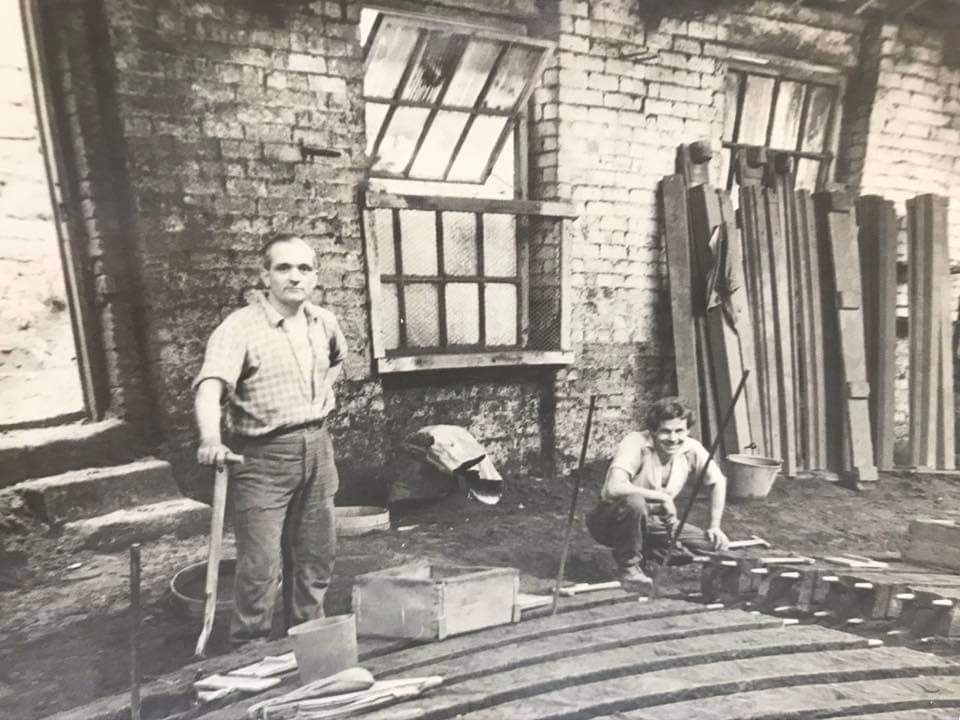 J & JW Longbottom has been trading from the same foundry in Holmfirth, West Yorkshire, since the 1870s. Formed as a partnership between local brothers, Joe & Joshua Woodhead Longbottom, producing rainwater goods.

Production continues today following the same traditional methods.