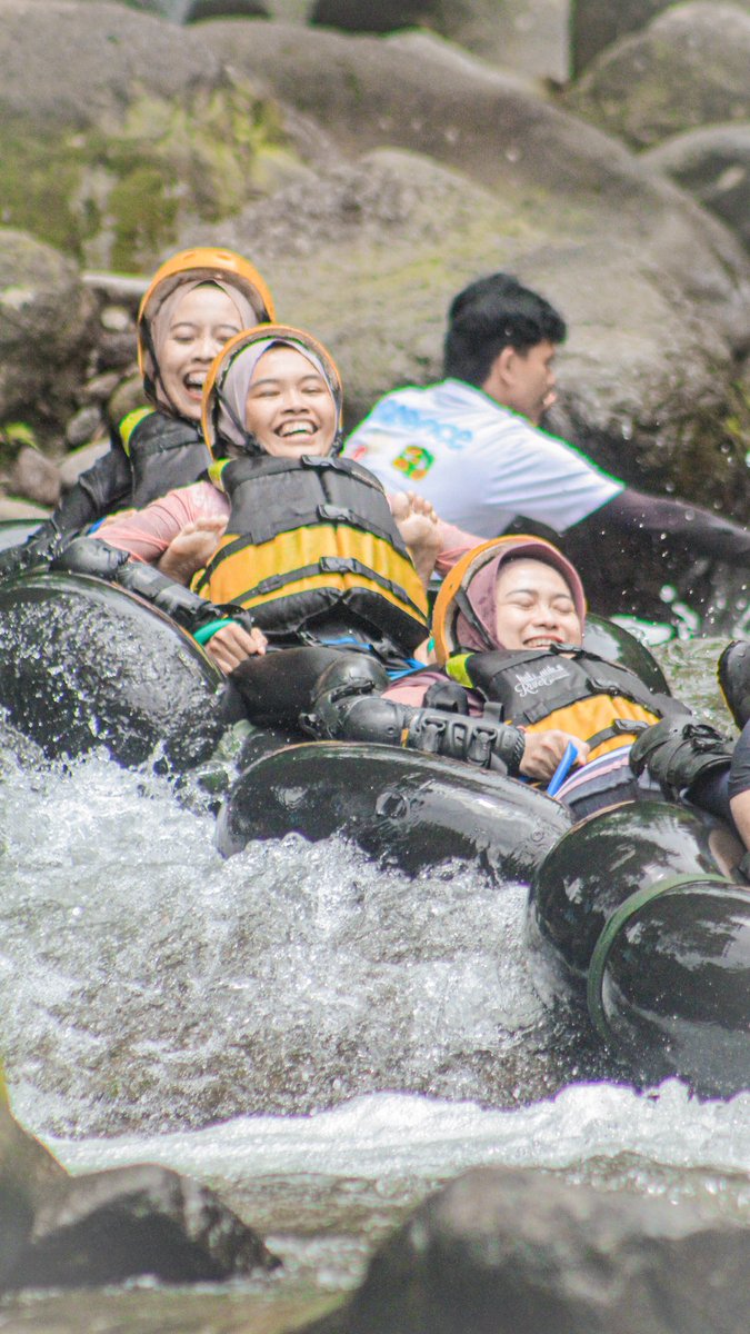 eldacip's tweet photo. Cikadongdong River Tubing, Majalengka https://t.co/cibKECaAzs