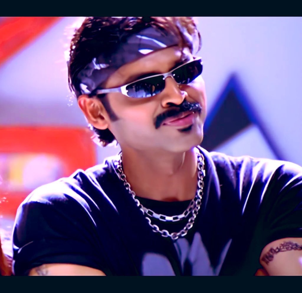 VenkySaketh143's tweet image. -

Trendsetter of Western styling 🔥 in TFI 
     @VenkyMama ❤️

       #Venky76 #Vaasu #Vasu