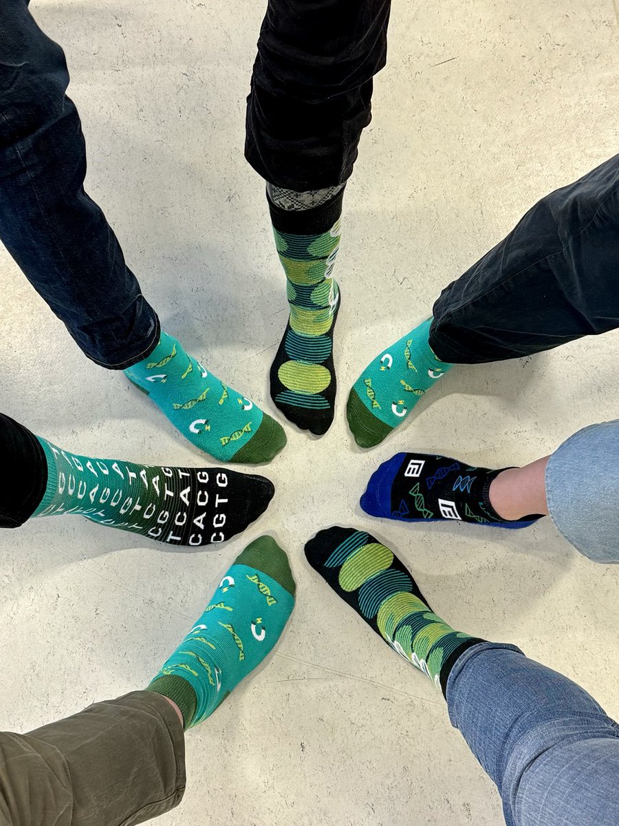 Genomics and Bioinformatics Core Facilities Oslo (@oslomicscore) on Twitter photo Celebrating DNA Day at the Genomics and Bioinformatics Core Facilities. Commemorating the publication of the molecular structure of nucleic acids. Nature,1953 <a href="/OusResearch/">ous-research</a> <a href="/SusanneLorenz77/">Susanne Lorenz</a> <a href="/MezaZepeda/">Leonardo A. Meza-Zepeda</a> Celebrating DNA Day at the Genomics and Bioinformatics Core Facilities. Commemorating the publication of the molecular structure of nucleic acids. Nature,1953 <a href="/OusResearch/">ous-research</a> <a href="/SusanneLorenz77/">Susanne Lorenz</a> <a href="/MezaZepeda/">Leonardo A. Meza-Zepeda</a>