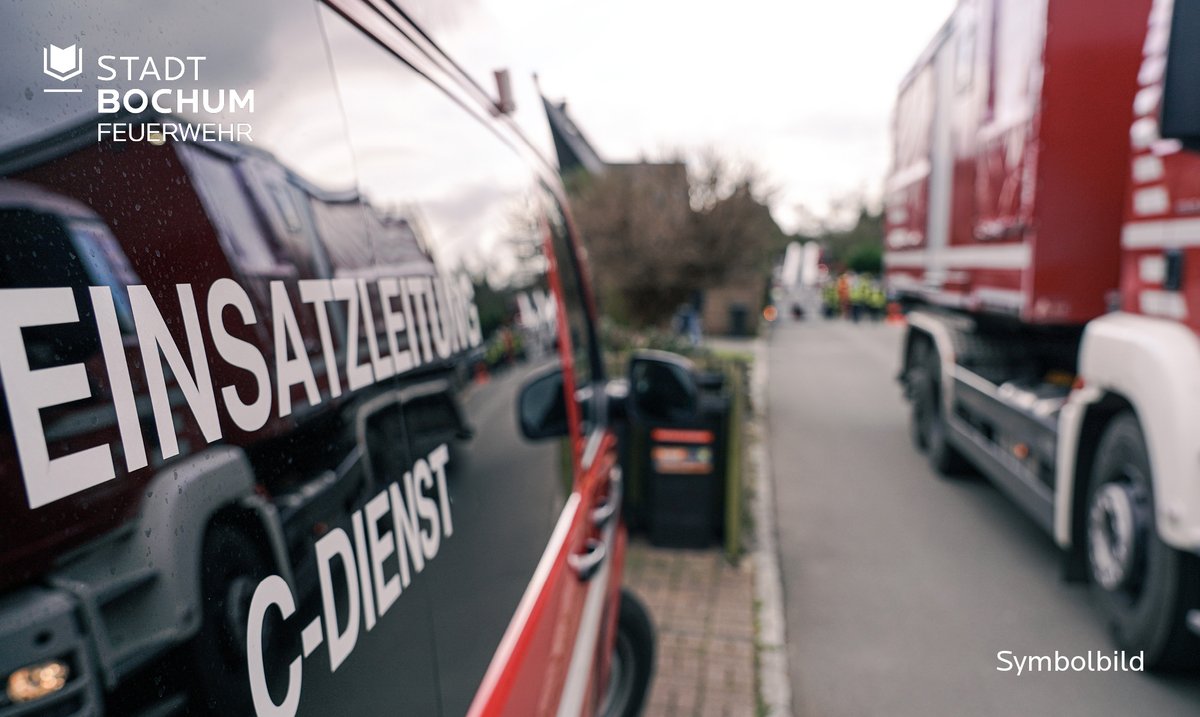 #Einsatzfürbochum: Unklare Rauchentwicklung in einem Hochhaus in der Innenstadt. Zum Pressebericht ➡️presseportal.de/blaulicht/pm/1…