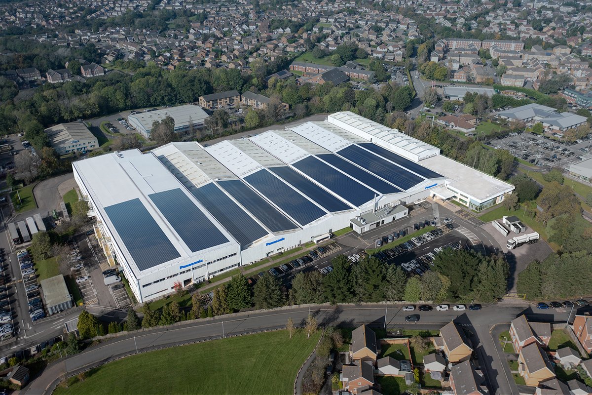 #Throwback to @Panasonic’s bold move: up to a £20m investment in its facility in #Cardiff🌱🏭 Their state-of-the-art #netzero power system is a game-changer, making Cardiff a hub for sustainable innovation 🚀 Full article here 🔗tradeandinvest.wales/inside-story/e… #WalesInvested