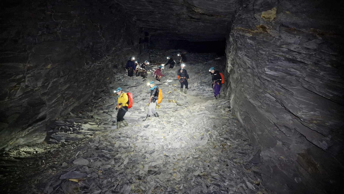 Another Saturday means another group making their way down through Cwmorthin to the Deep Sleep chamber! 🖤💛 #gobelow #deepsleep #northwales