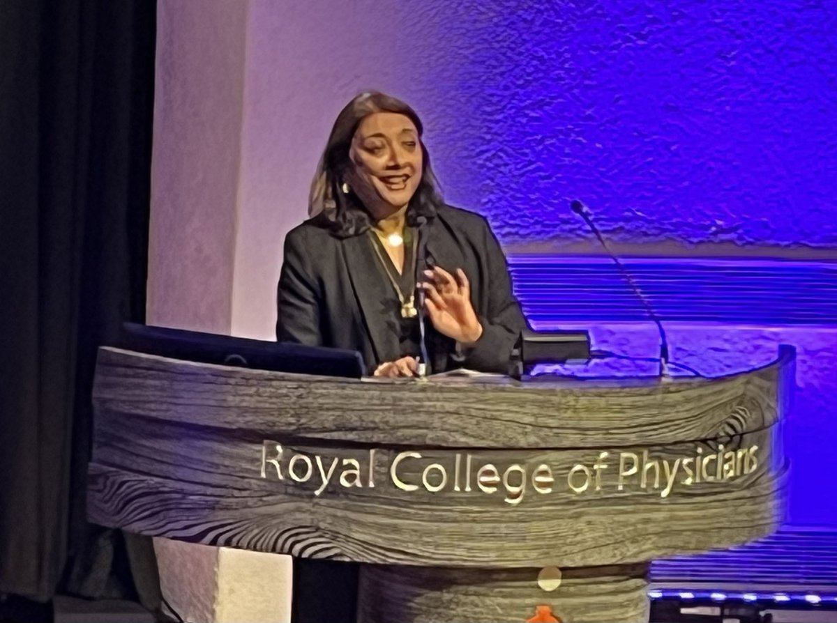 New clinical rôles 5% of the future workforce says @NavinaEvans with new money from Govt. Invest in apprenticeships. #PhysicianAssociates will NOT replace doctors. Leadership is key. Time will tell. @LD_Physician @NHSEngland @rcpsych @rcgp