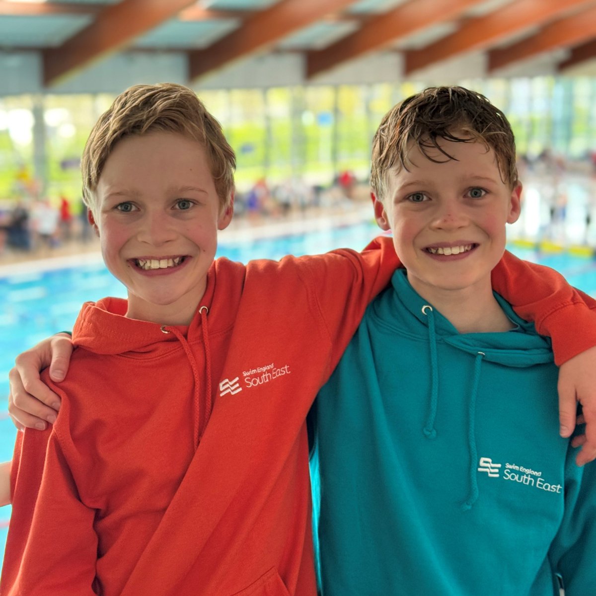 Congratulations to Alex and Lawrence in Year 6 who have both qualified to compete at the Swim England South East Regional Swimming Championships in Winchester this weekend. This is a remarkable accomplishment, and we wish them the best of luck!🏊‍♂️ #swimming #sport #perseverance