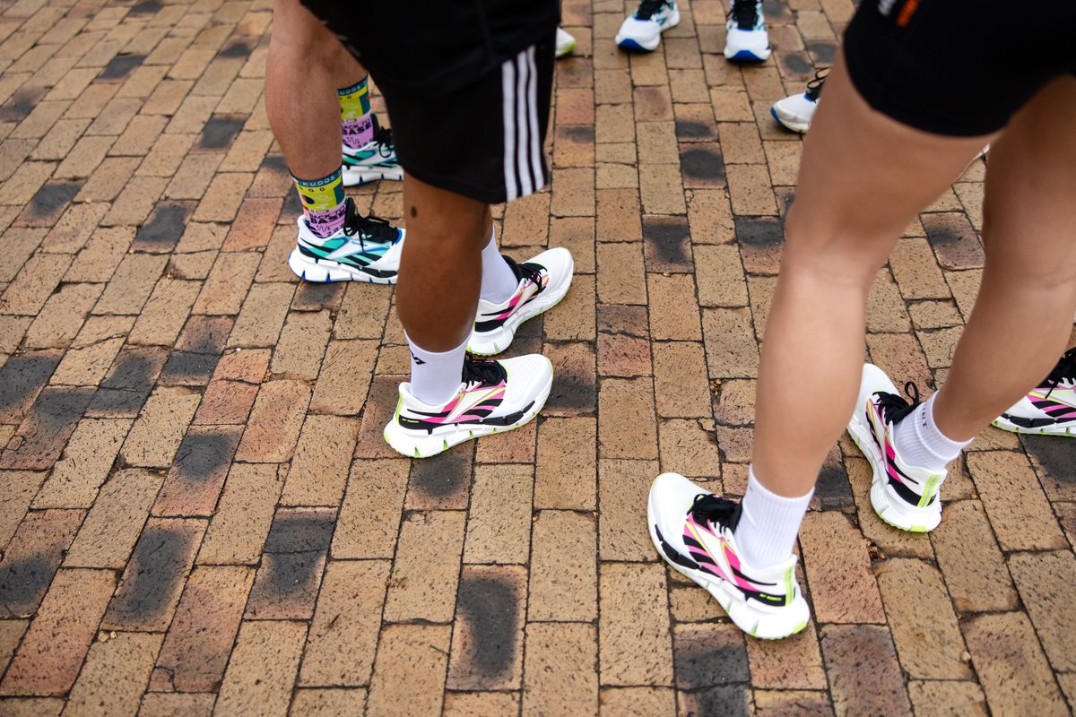 On Saturday 20 April, @Reebok transformed Cape Town's streets into a playground to celebrate the FloatZig 1 running shoe, which hit the South African market in March. Visit #UrbanLifestyle with the link below to find out more. #Fashion urbanlifestylesa.co.za/2024/04/25/cap…