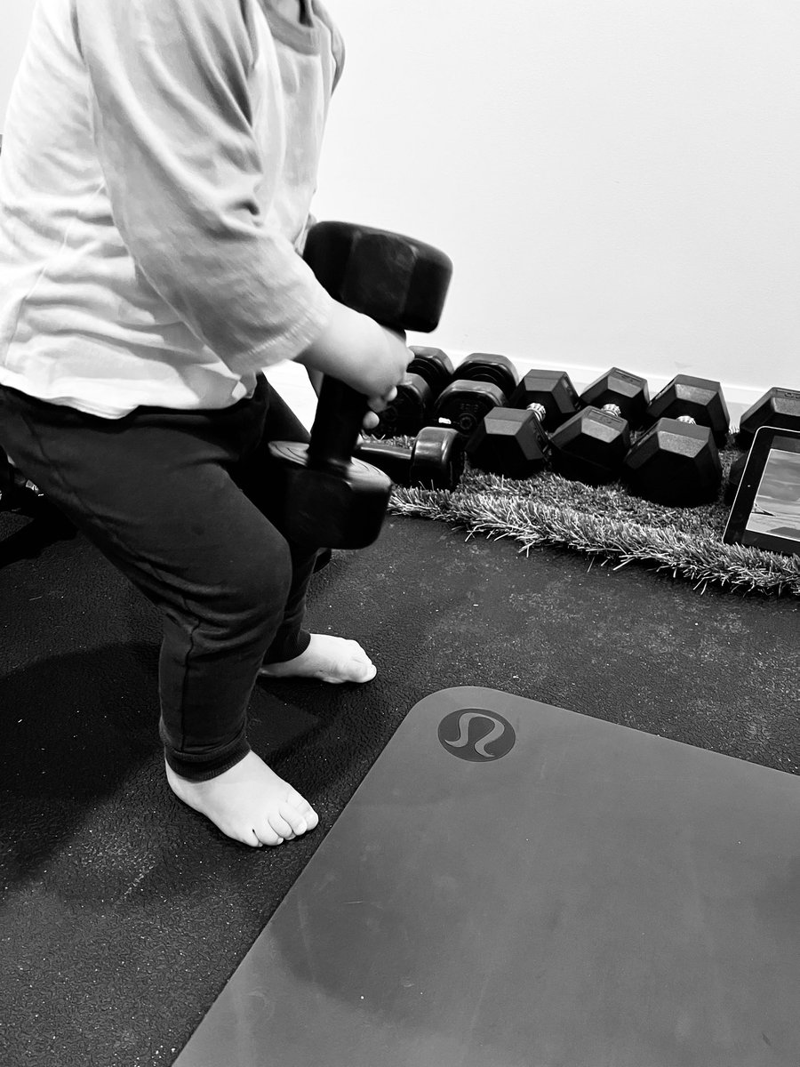 Morning yoga <a href="/lululemon/">lululemon</a>