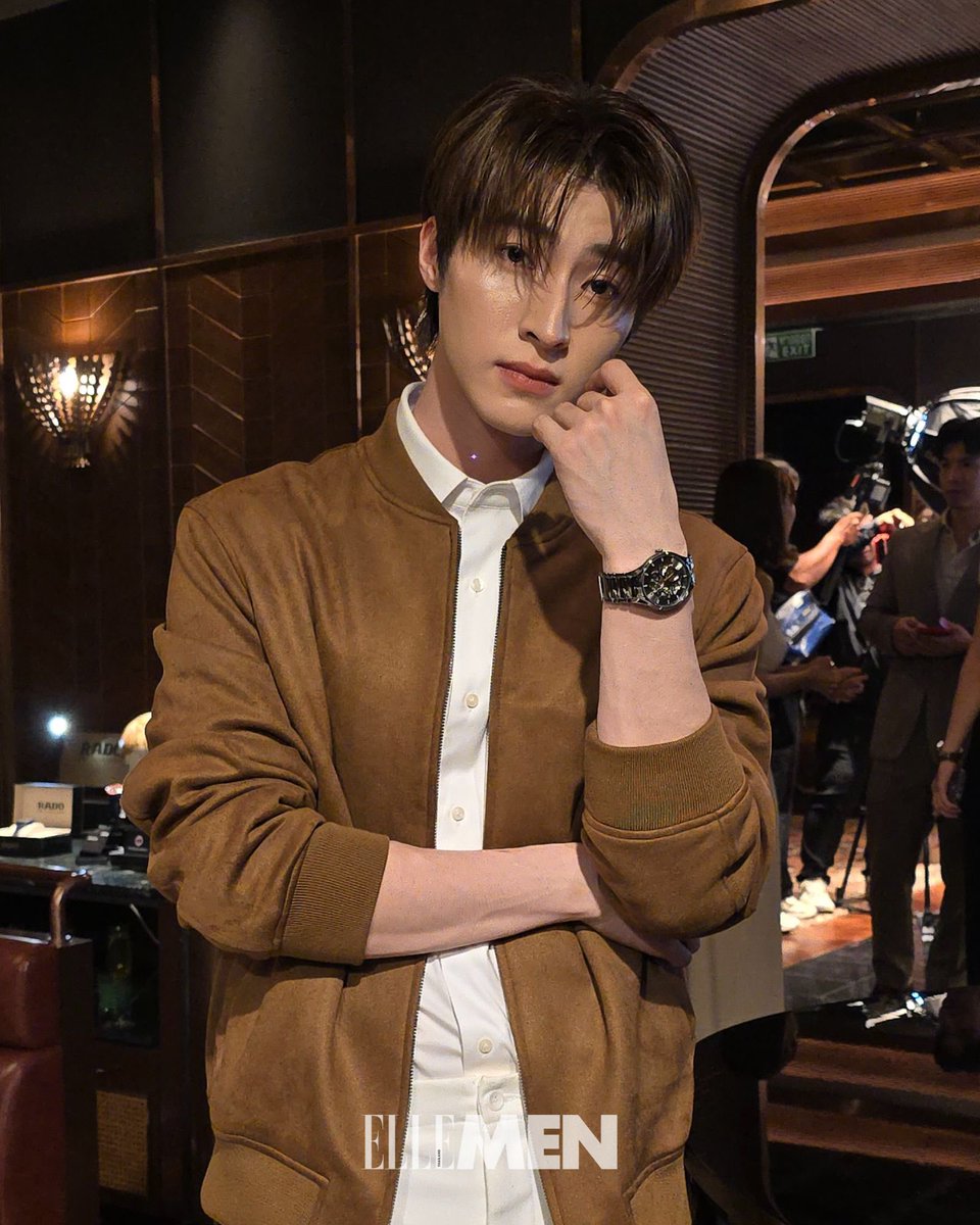 ฟังนะอย่าเล่นกับหัวใจ!!!

@bluepongtiwat_ 
#ELLEMENReports
#ELLEMENThailand
#RadoCaptainCook
#Feelit
#CeramicWatch
#MasterofMaterials
#RadoThailand
#bluepongtiwat