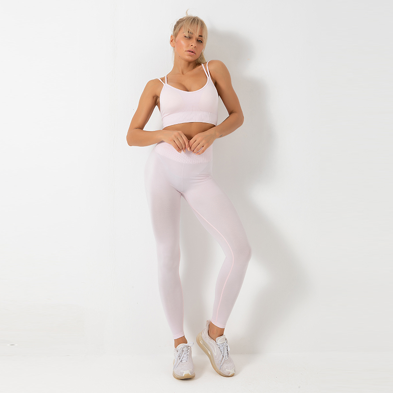 Yiwusureandy's tweet image. Don't miss out on this amazing opportunity to stock up on these must-have sets at unbeatable prices! Contact us now to place your order and elevate your wardrobe with our fabulous collection! 🛍️✨

#SeamlessSet #FashionForward #WholesaleDeals #MustHave #ShopNow