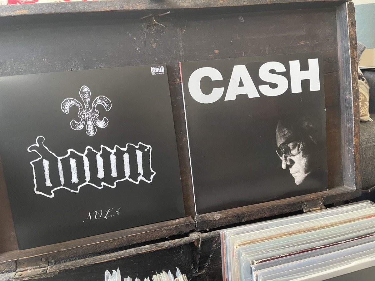 #nowspinnning #vinyl #vinylrecords #johnnycash #down