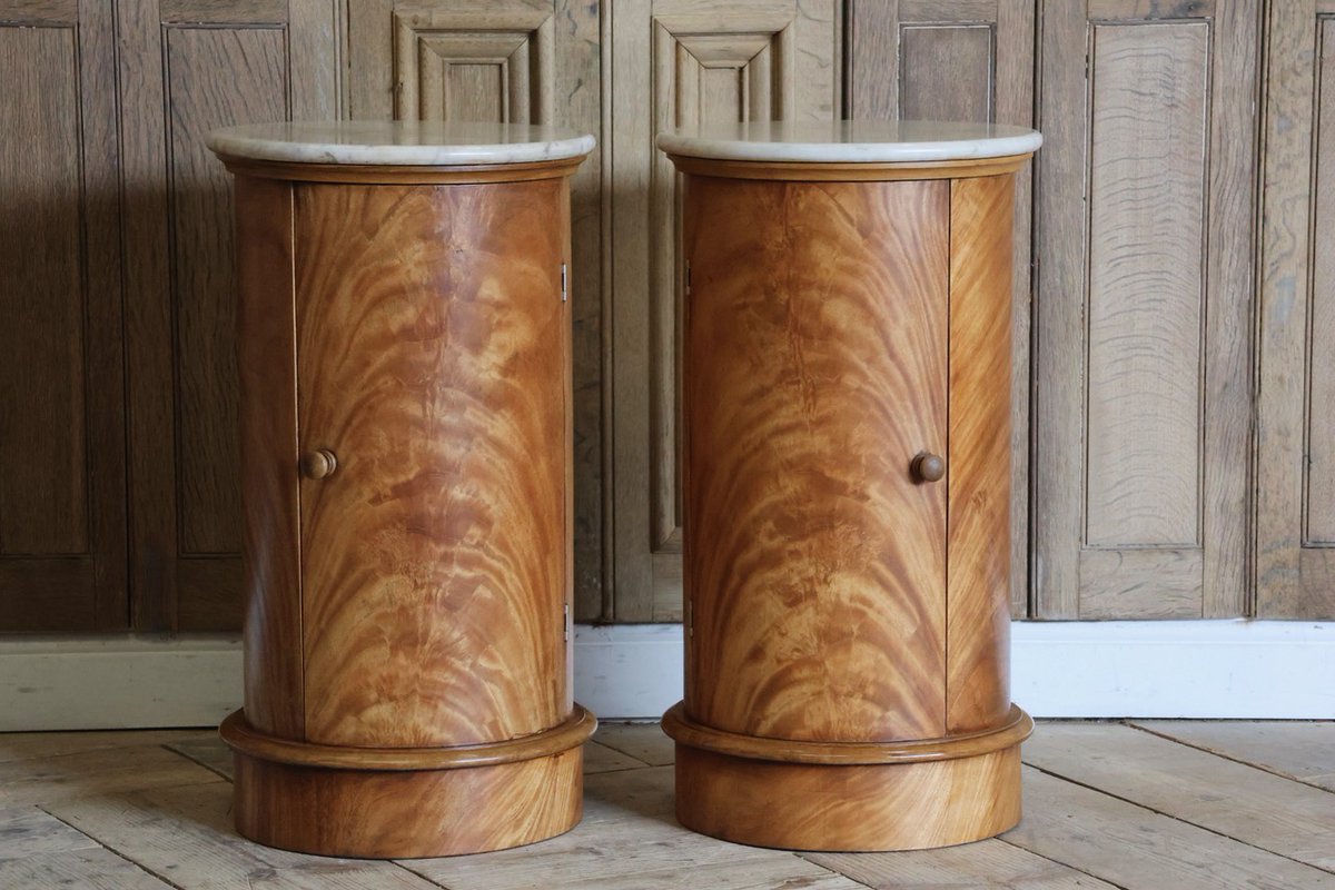 BrownriggUK's tweet photo. Good Pair of Mid 20th Century Circular Bedside Tables

https://t.co/mvIG9SiBHP

#bedsidetable #antiquebedsidetable #antiquetable #pairoftable #antique #furniture https://t.co/HExatfoMm0
