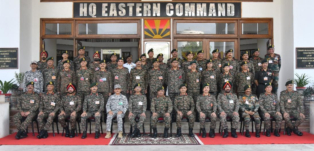 General Manoj Pande #COAS visited HQ #EasternCommand and was briefed on operational preparedness & prevailing security situation. During the visit, #COAS emphasised on the need for unwavering vigilance on the borders, the need for Technology Absorption in all fields and concerted…