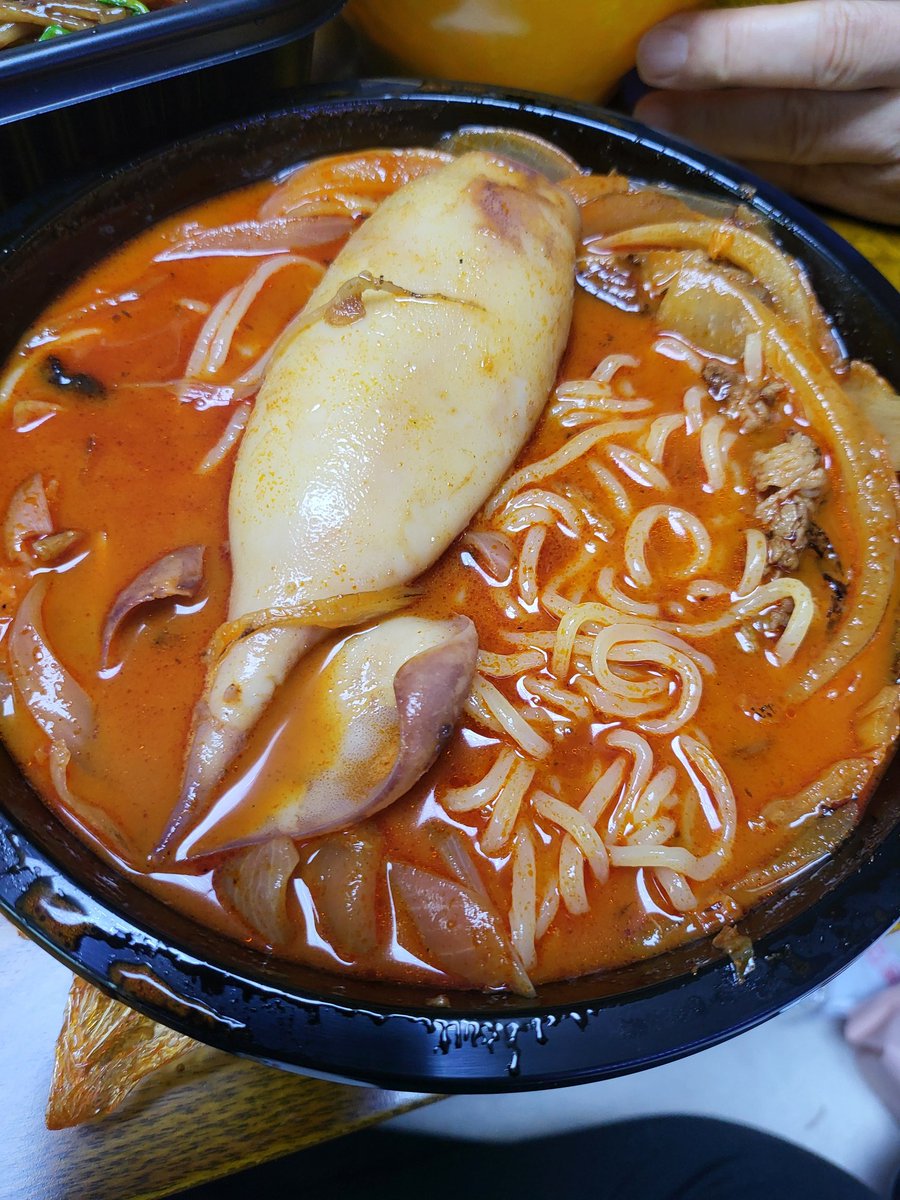 jm10141's tweet image. #오남리짬뽕집 #탕수육 #쟁반짜장 #오징어짬뽕 #해뜰찬 #갓김치 #석밖지 #갓김치 #친구 네 #시엄마 #열무김치