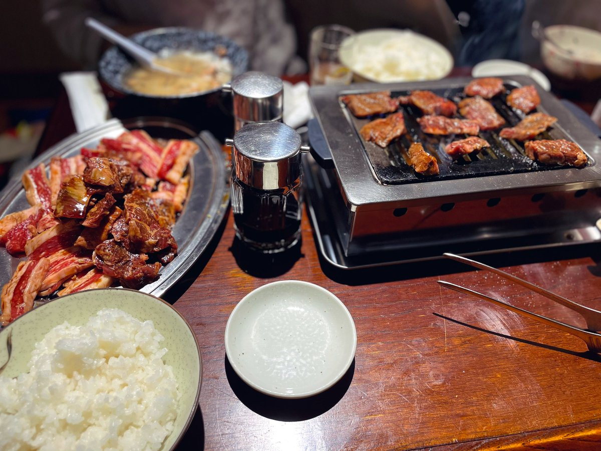 給料日なので三条にある、家族で
さんきらくという焼肉屋さんへ🥴