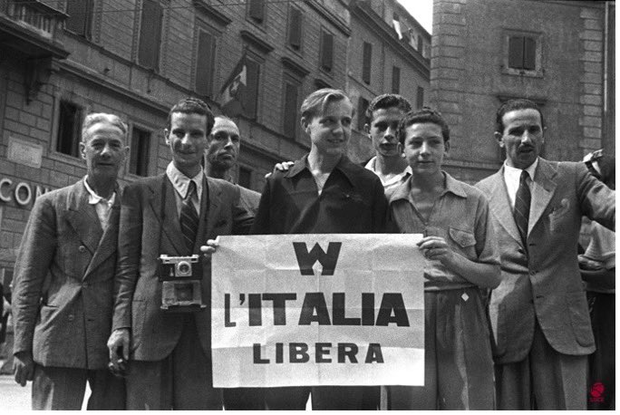 Buon #25aprile W l’Italia libera, democratica e #antifascista.✌🏼🇮🇹