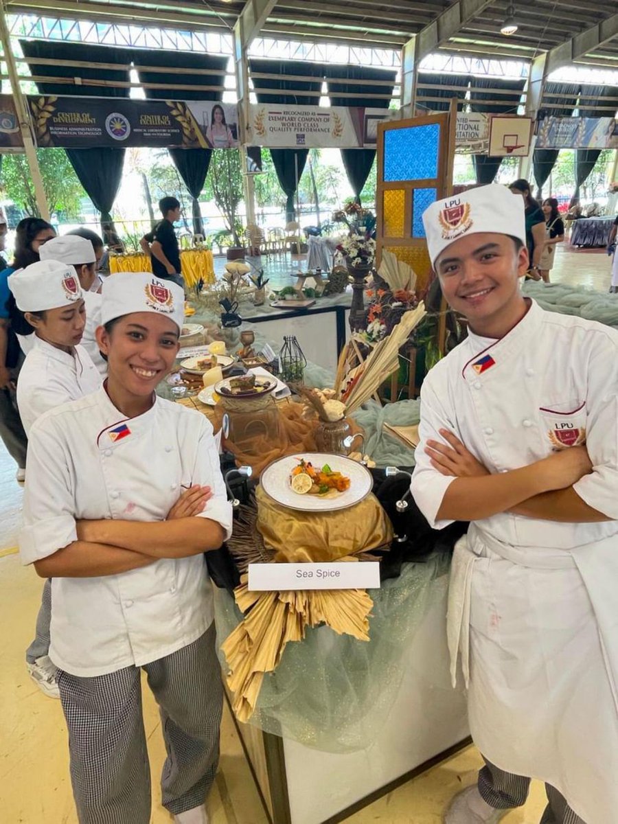 Gold and Silver Medalist 🥇🥉
Foodstyling Main Course | Waiter's Relay
CITHMEX 2024