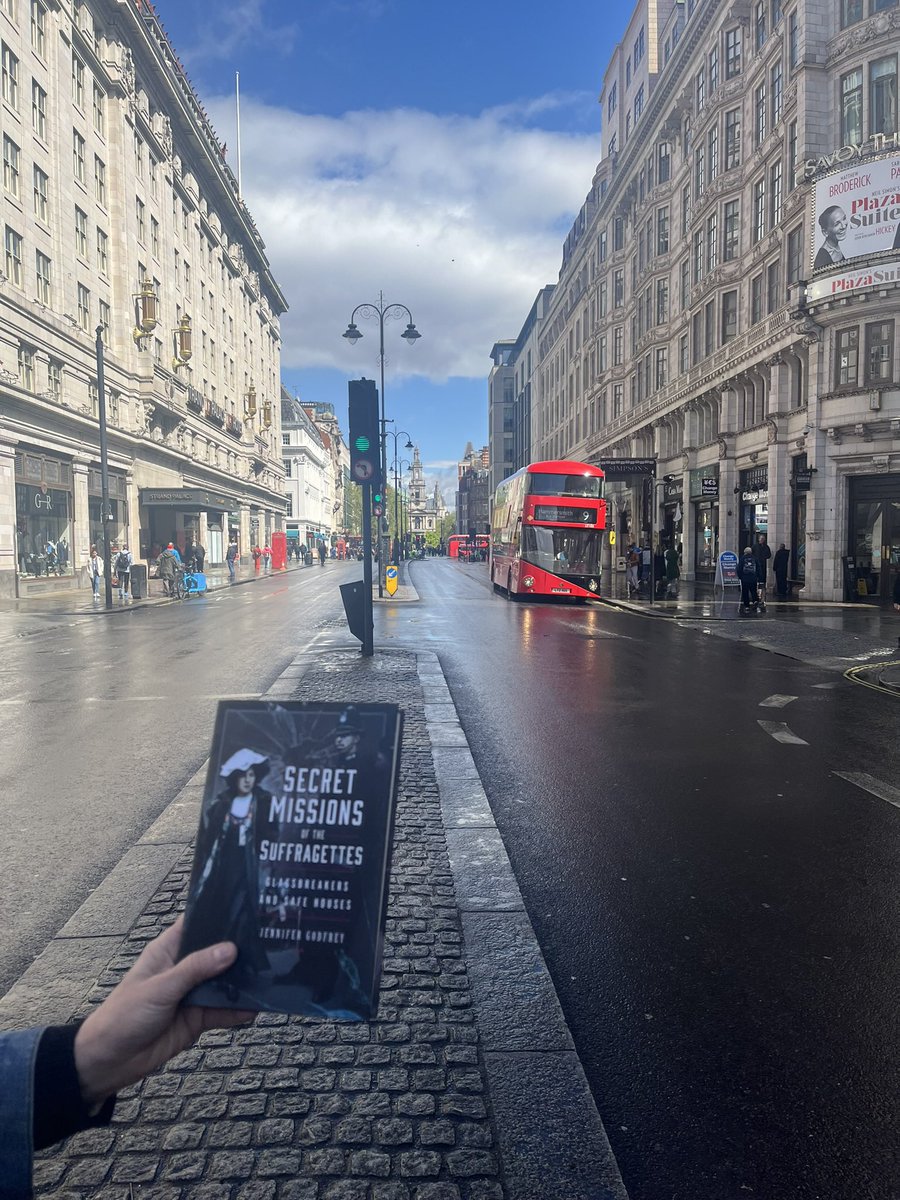 Here’s my new book, Secret Missions of the Suffragettes, Glassbreakers & Safe Houses on the #Strand London. #WSPU #glassbreakers smashed windows along here 1912. #Suffragettes met to receive mission instructions in the Gardenia Restaurant in Catherine Street just off the Strand.