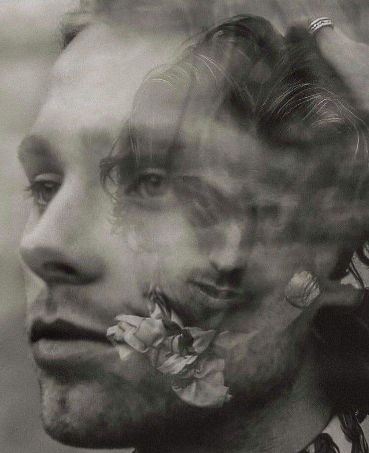 lietome_luke's tweet photo. He's a tortured poet https://t.co/E28GRGN8hM