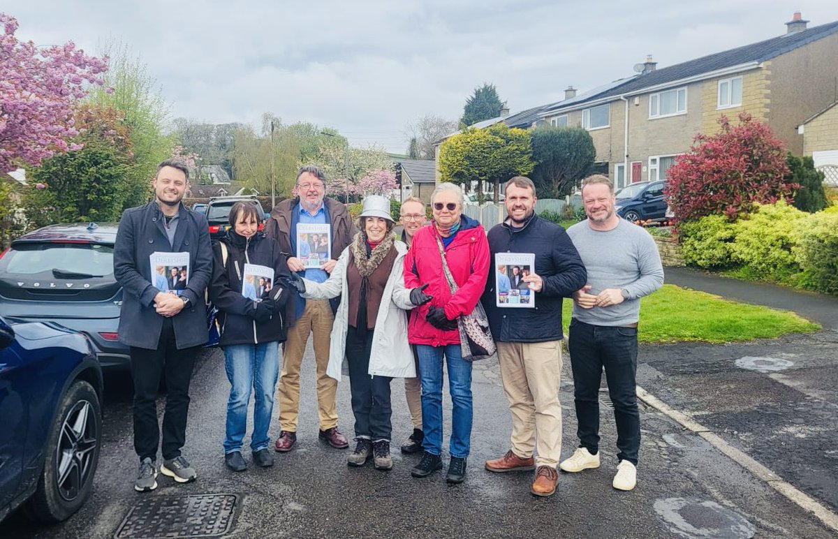 Great morning out and about in High Peak with Edwina Currie, and local Conservative Councillors and members, to help get the brilliant Ben Bradley (@BBradley_Mans) elected as the new East Midlands Mayor on Thursday 2nd May.