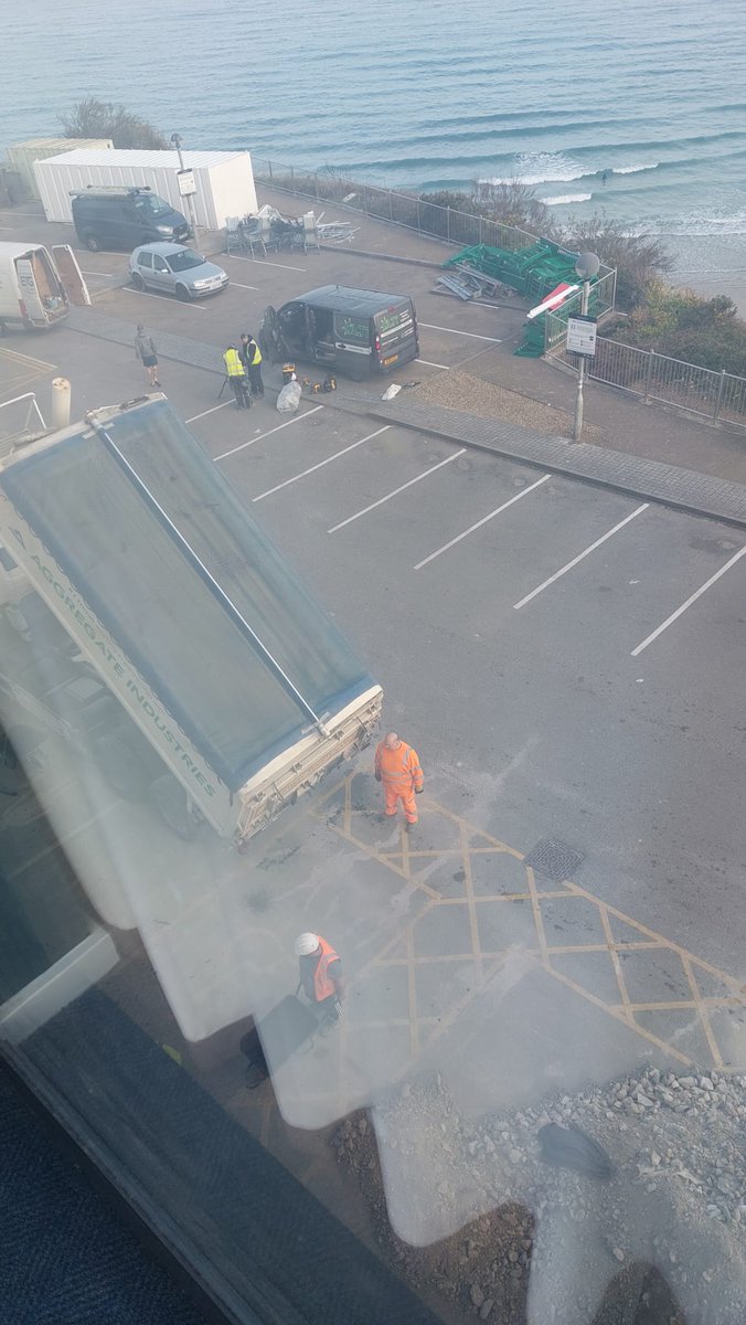 m4wds1's tweet photo. It is quite noisy with drills diggers and cutters going all day long nothing on the hotel website and not informed by staff only on the notice video recorded at 8am in the morning @TravelodgeUK @Tourism_Newquay https://t.co/silPWWSjC4