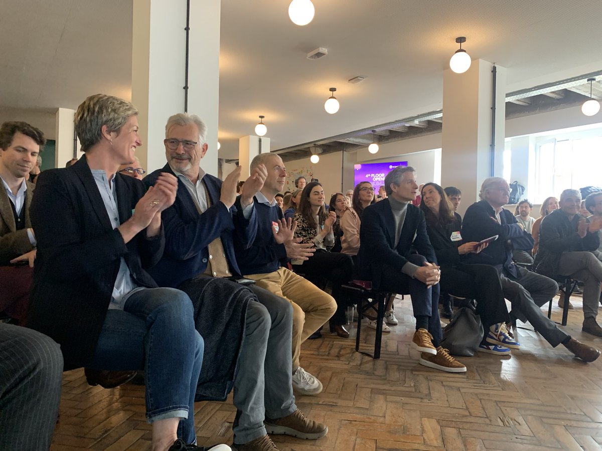 Inauguration d'un nouvel étage à @BeCentralBxl 👏🚀 Le campus numérique de Bruxelles, poursuit son ascension et s’agrandit pour former toujours plus et mieux aux métiers du numérique !