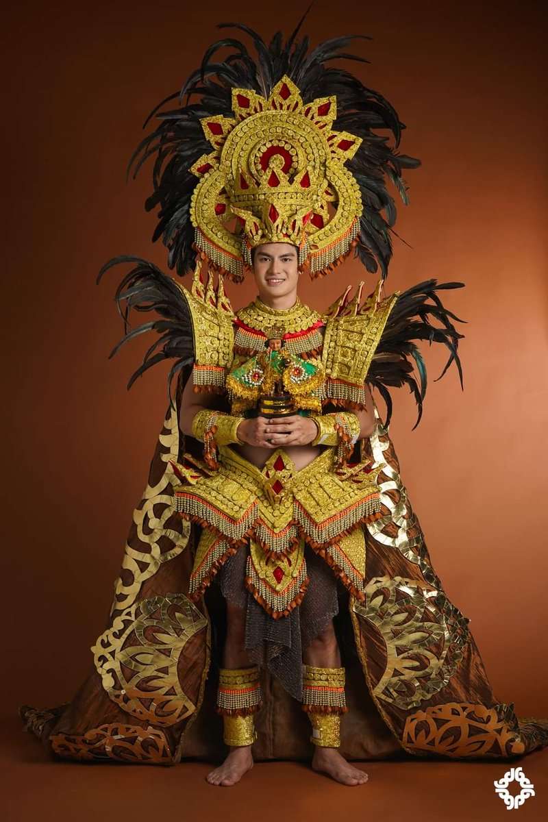 i_am_GPA's tweet photo. MAN OF THE PHILIPPINES - CEBU CITY
Director: Raymund Ramirez Seranillo 
Producer: Gilbs Espiritu
Co-Producer: Vaughn Abrasado
Official Photographer: Gianne Paolo Anciano 
Videographer/Assistant Photographer: John Jacob Dela Cruz 
Fashion Stylist: John Espinoza https://t.co/lCe5wFXWAr