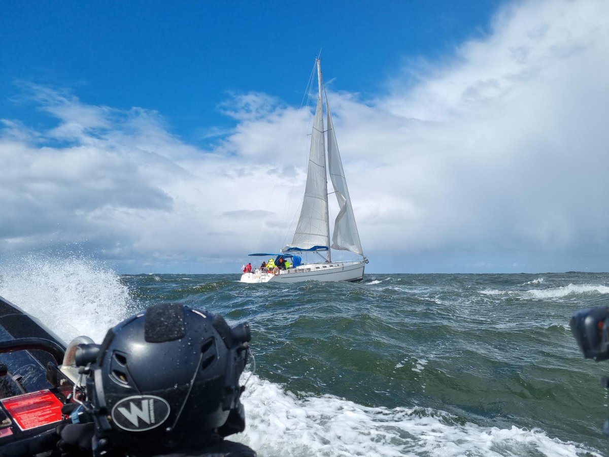 In een grootschalige operatie van de Kustwacht hebben verschillende diensten de krachten gebundeld om de veiligheid op de Noordzee te versterken. Tijdens de operatie voerden alle diensten in het Kustwacht samenwerkingsverband gezamenlijk controles uit.
kustwacht.nl/nieuws/dienste…